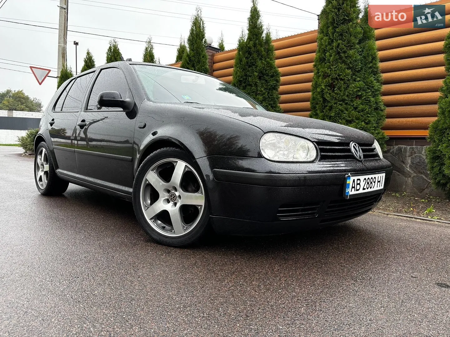 Volkswagen Golf, 2001