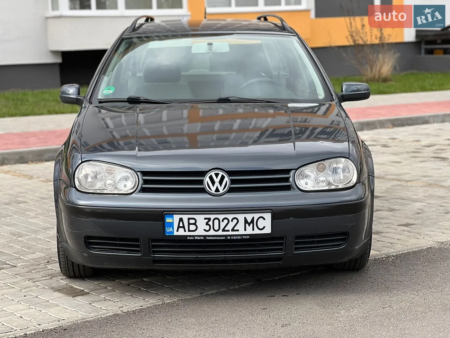 Volkswagen Golf, 2000