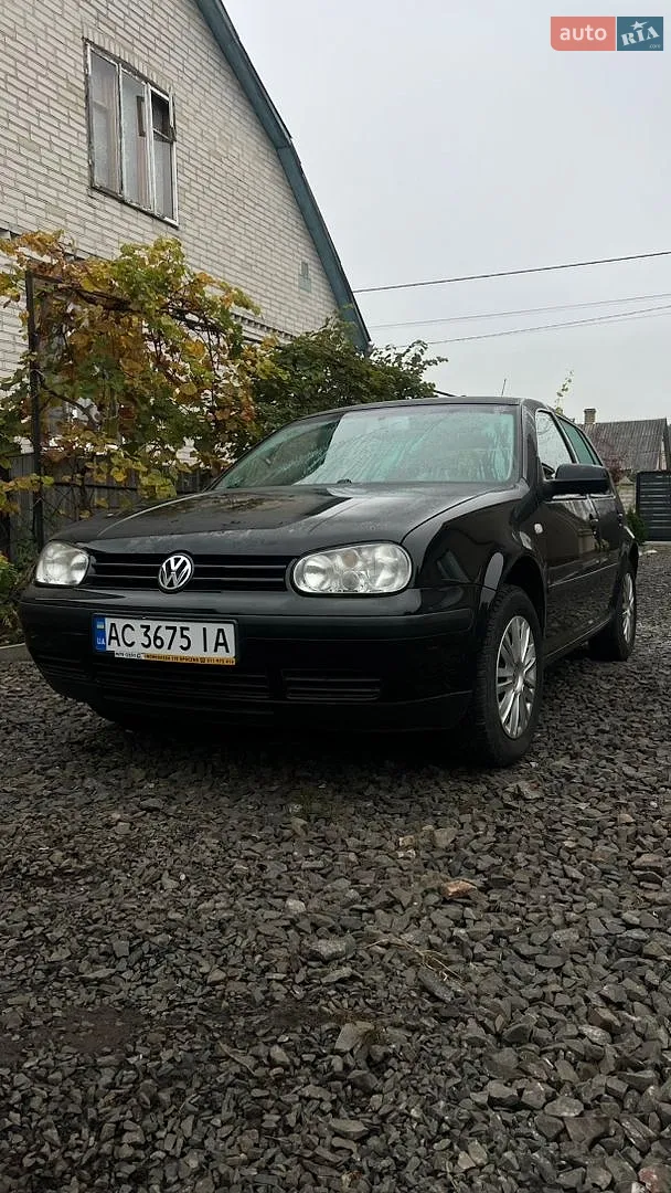Volkswagen Golf, 2003