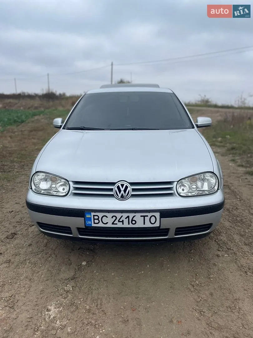 Volkswagen Golf, 2003