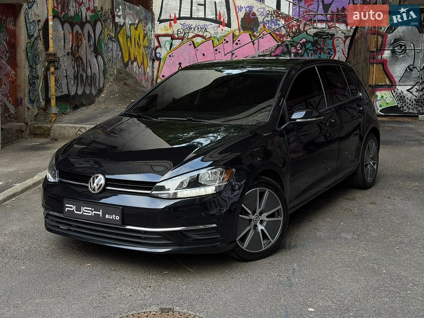 Volkswagen Golf, 2020