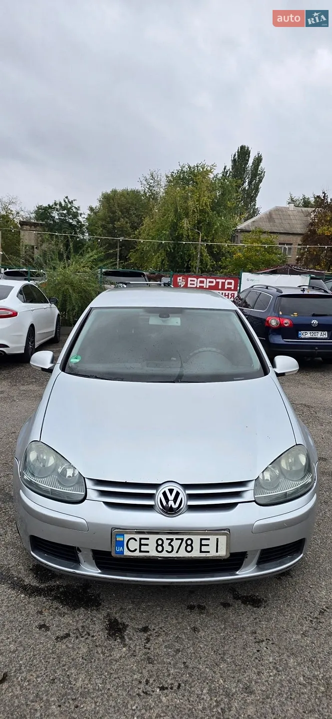 Volkswagen Golf, 2003