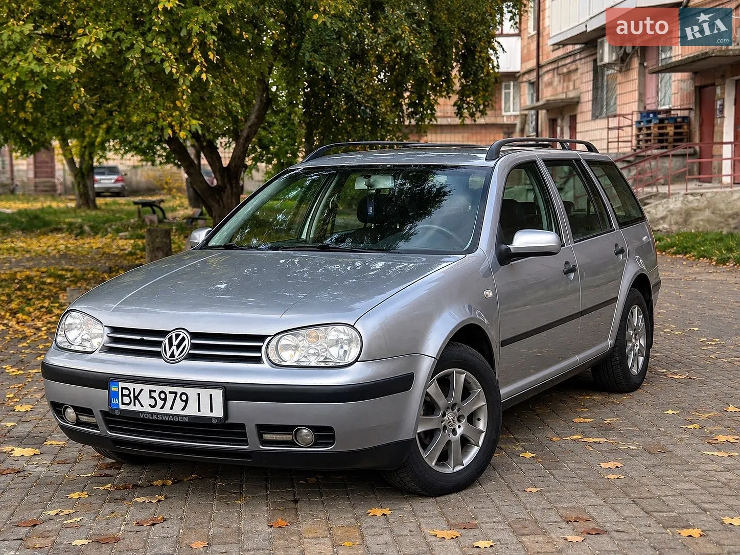 Volkswagen Golf, 2004