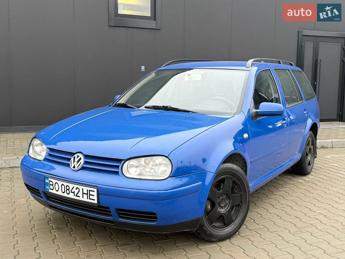 Volkswagen Golf, 2000