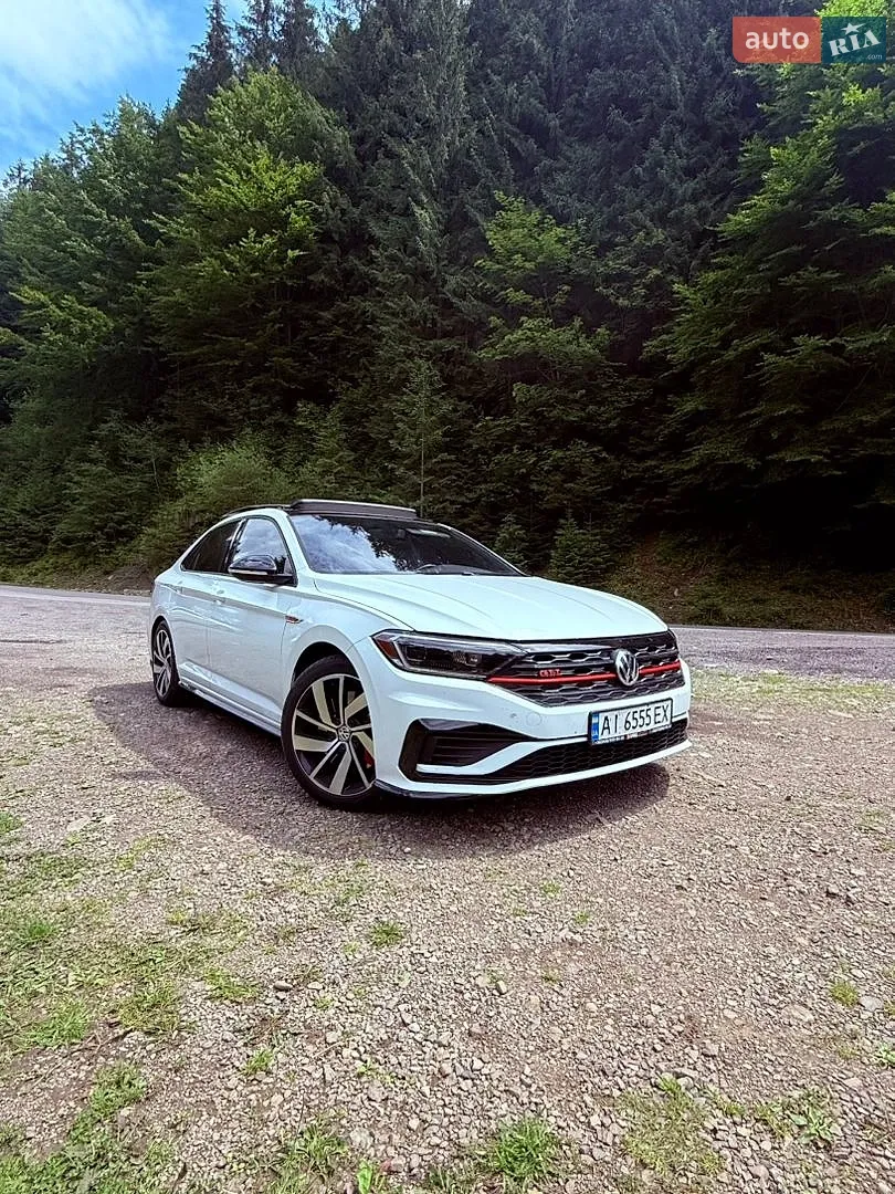 Volkswagen Jetta, 2019