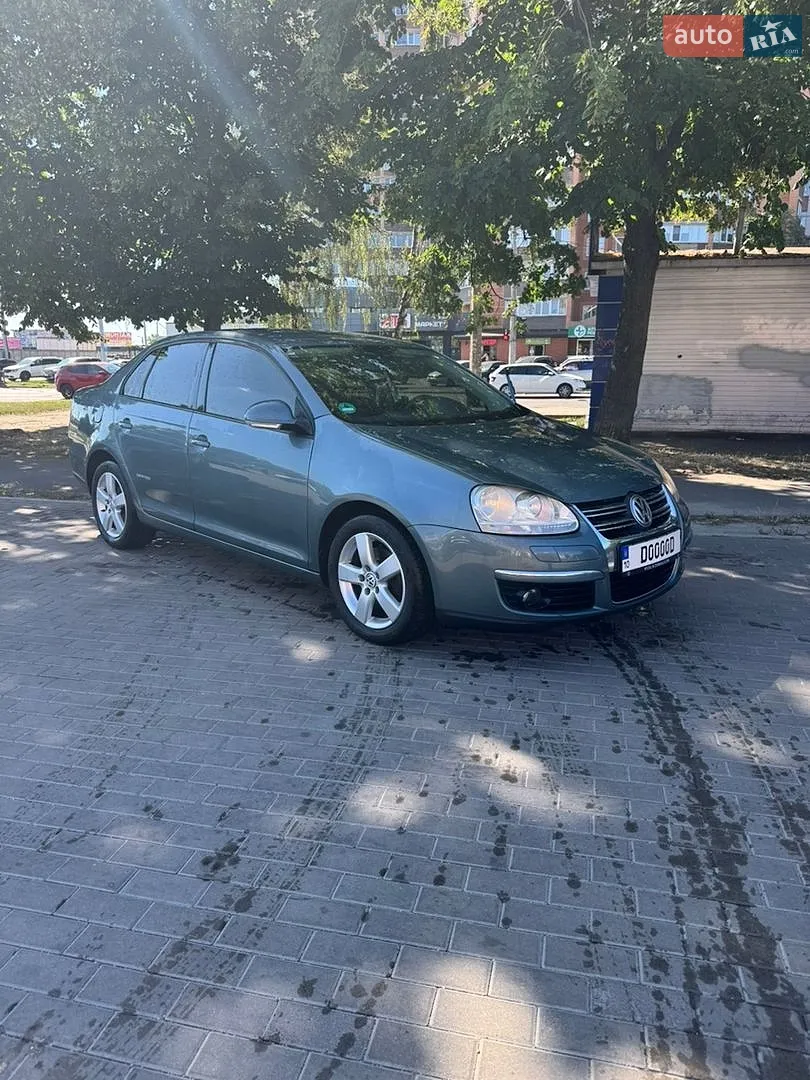 Volkswagen Jetta, 2008