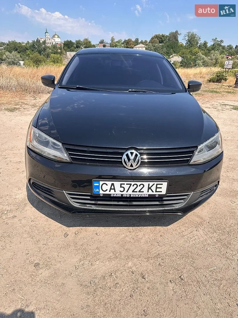 Volkswagen Jetta, 2012