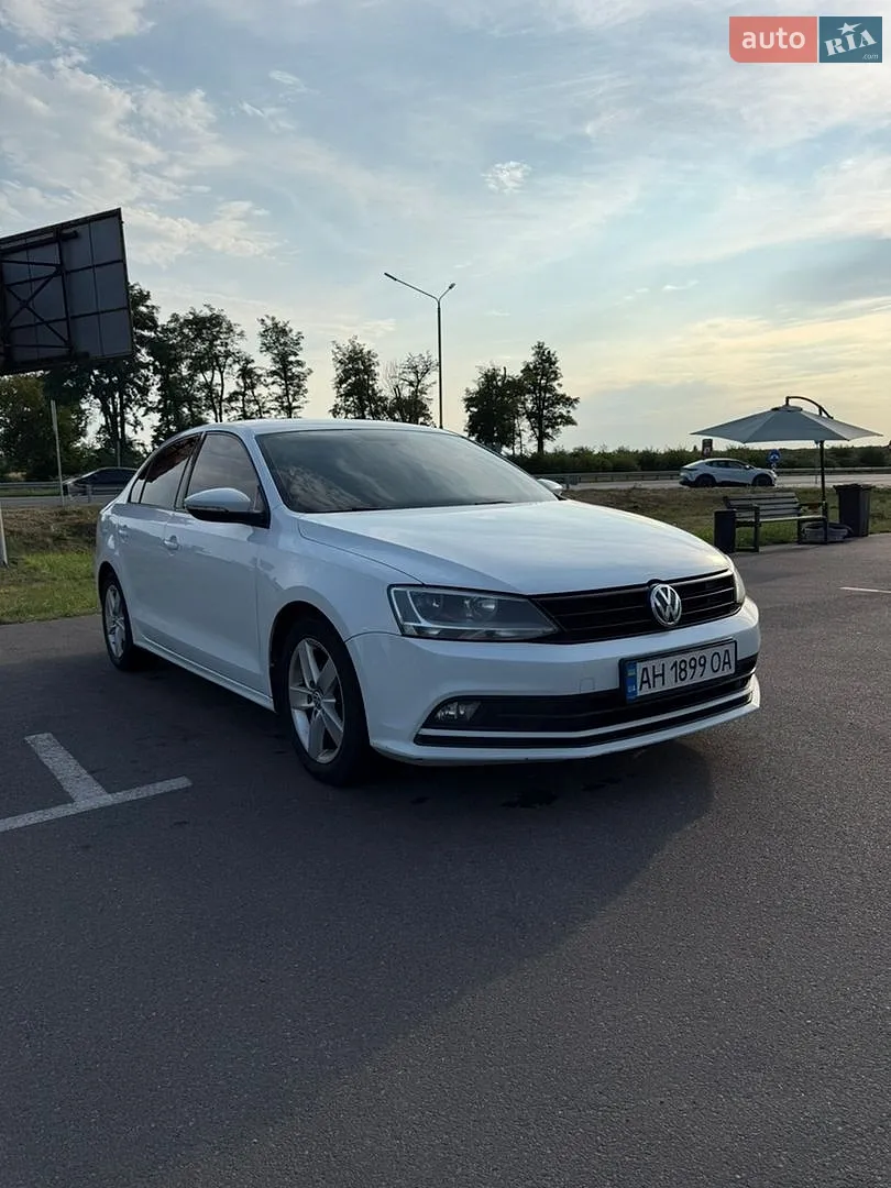 Volkswagen Jetta, 2016