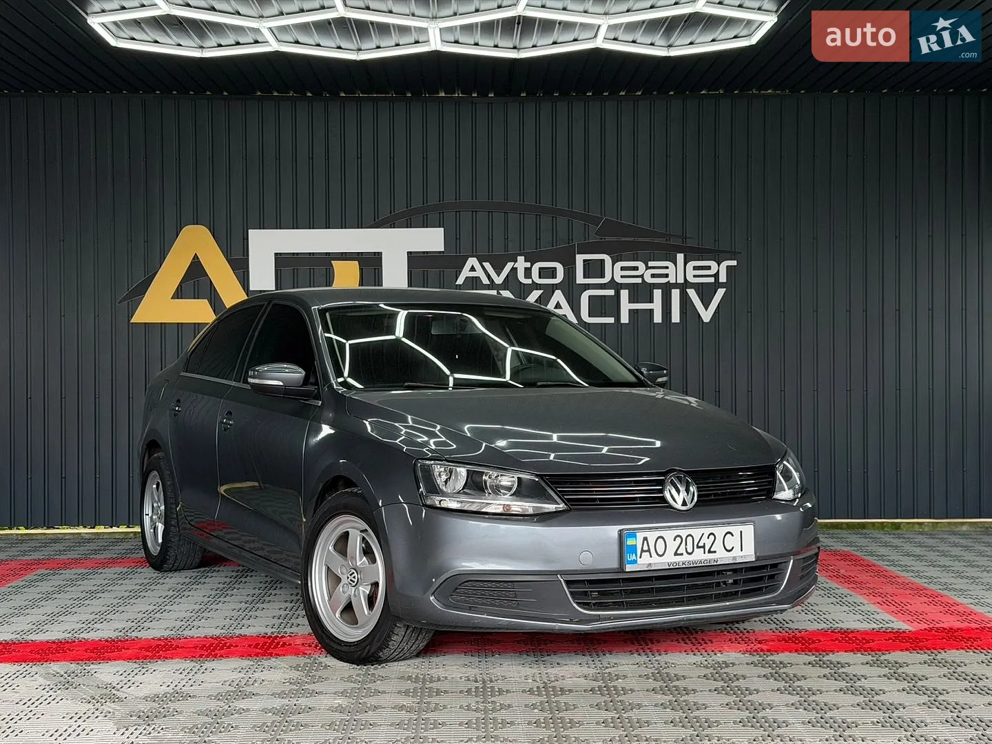 Volkswagen Jetta, 2013