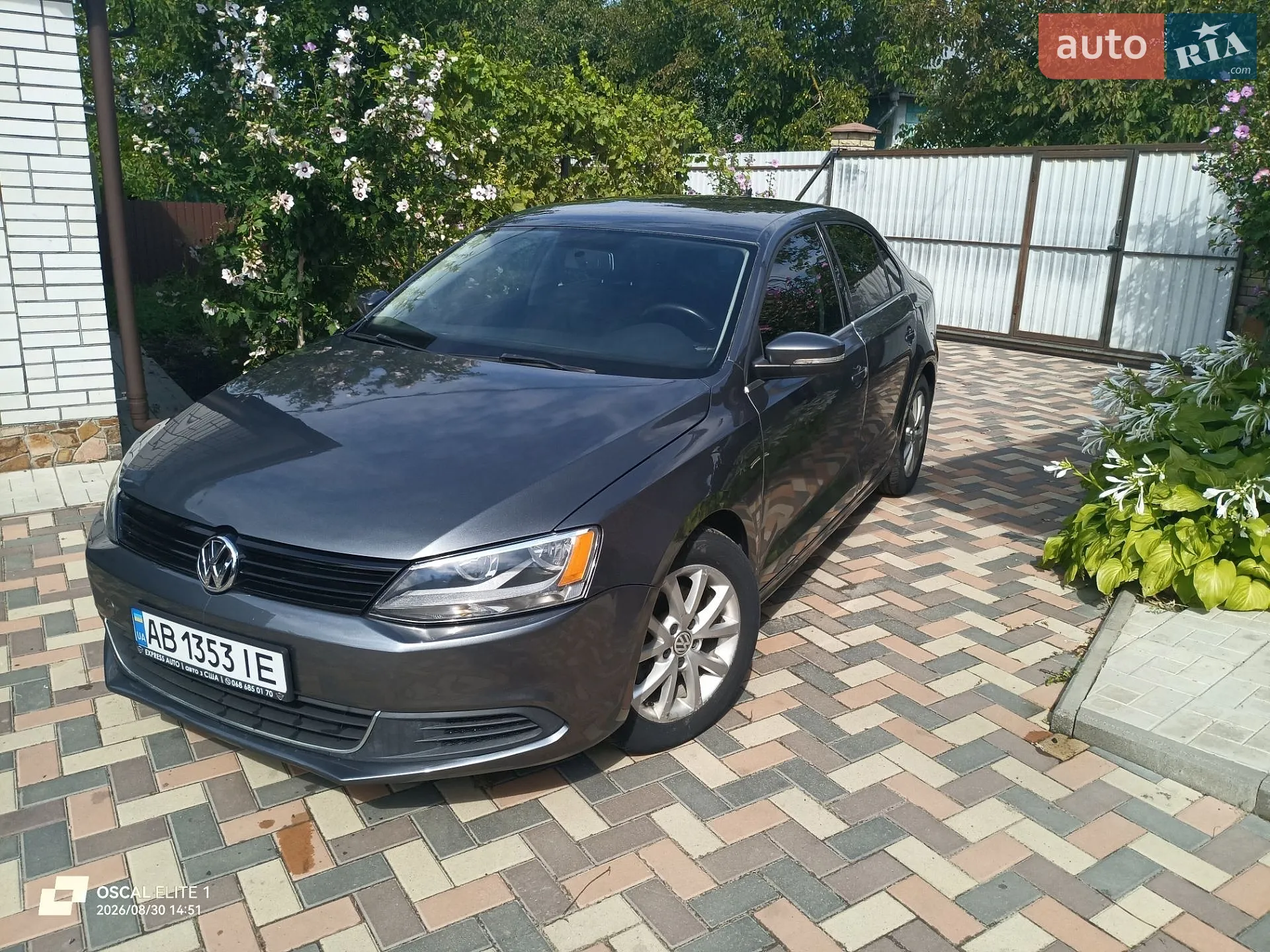 Volkswagen Jetta, 2013