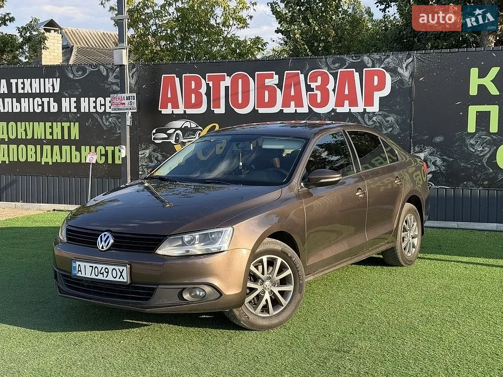 Volkswagen Jetta, 2013