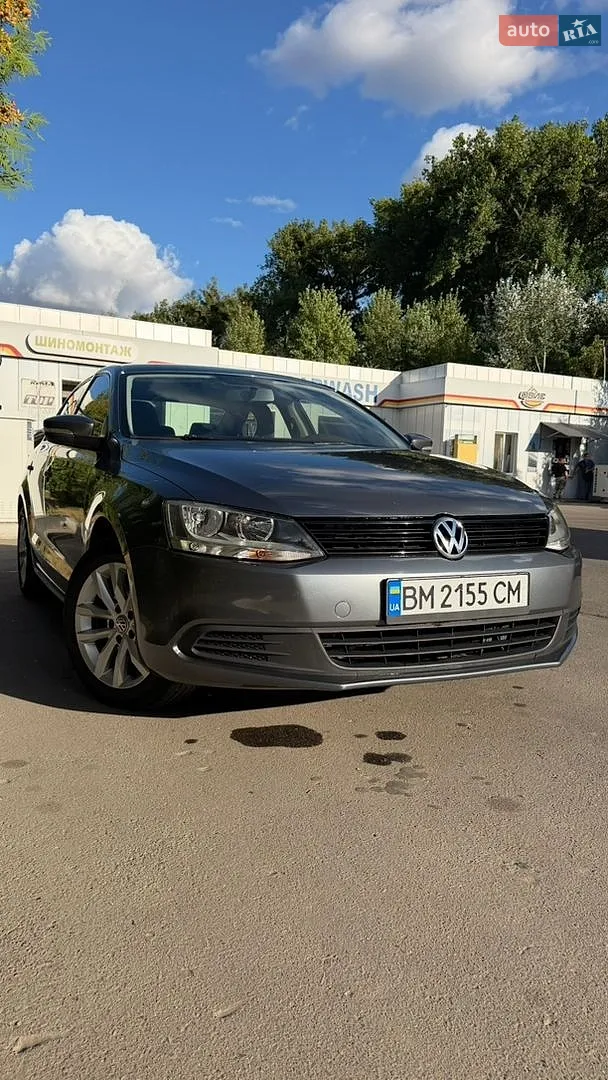 Volkswagen Jetta, 2011