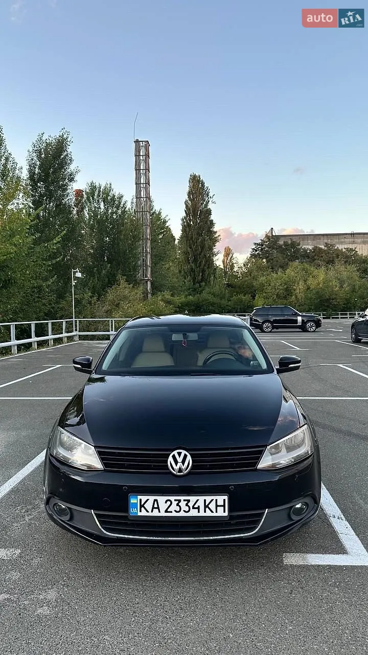 Volkswagen Jetta, 2013