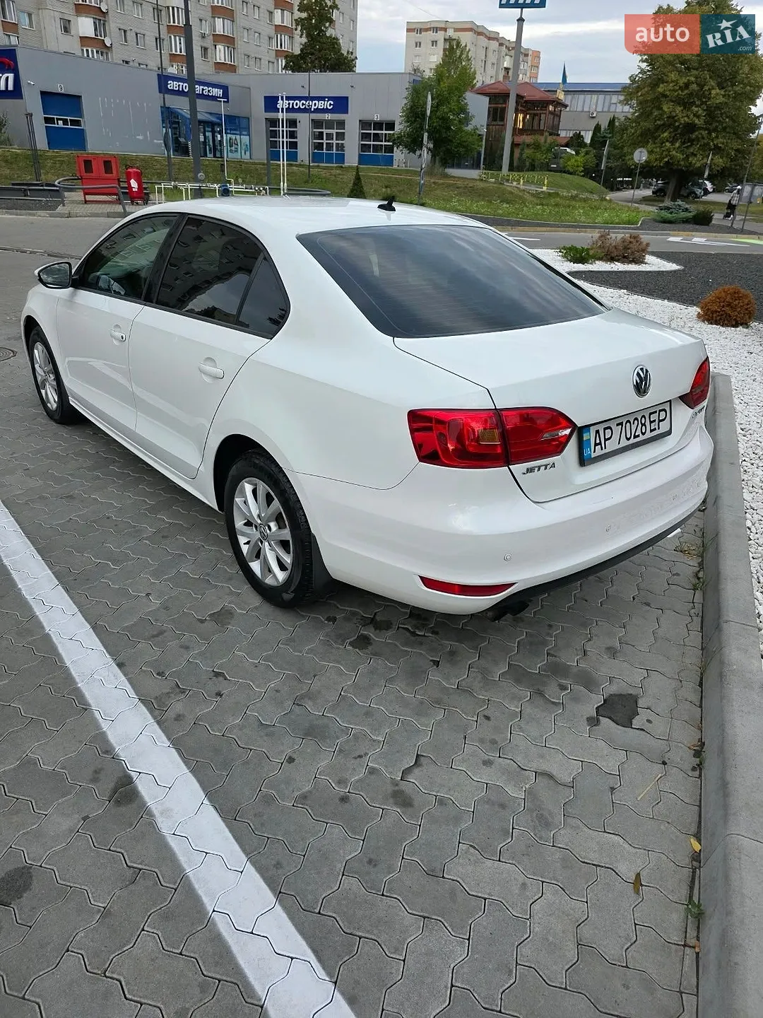 Volkswagen Jetta, 2013