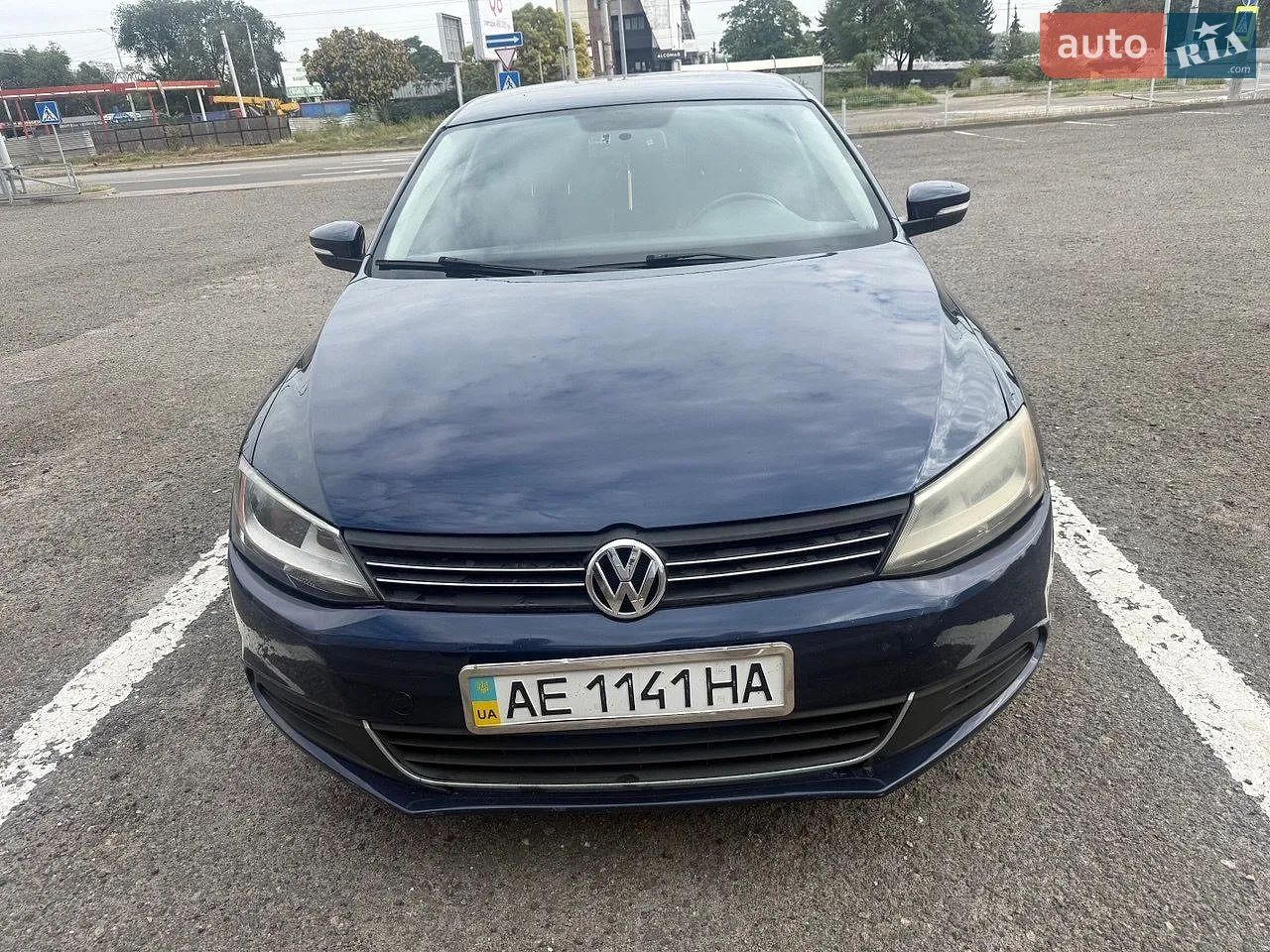Volkswagen Jetta, 2012