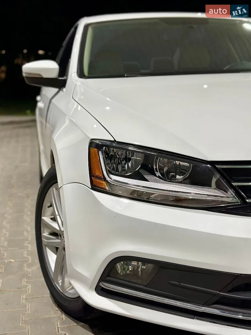 Volkswagen Jetta, 2016