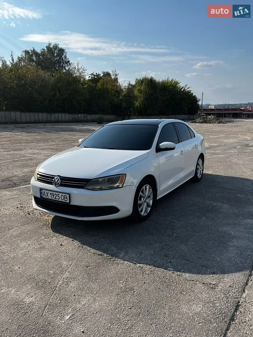 Volkswagen Jetta, 2014