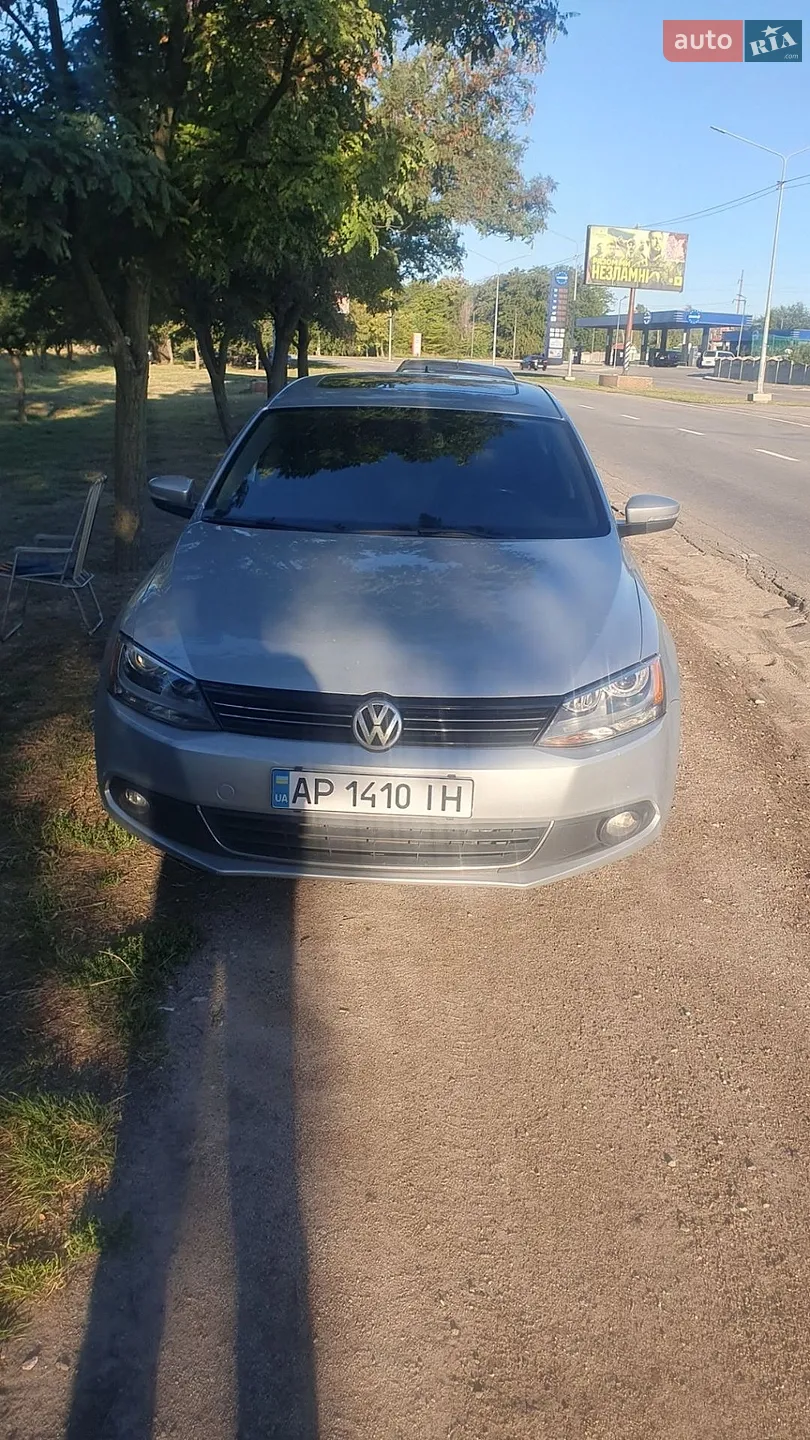 Volkswagen Jetta, 2011