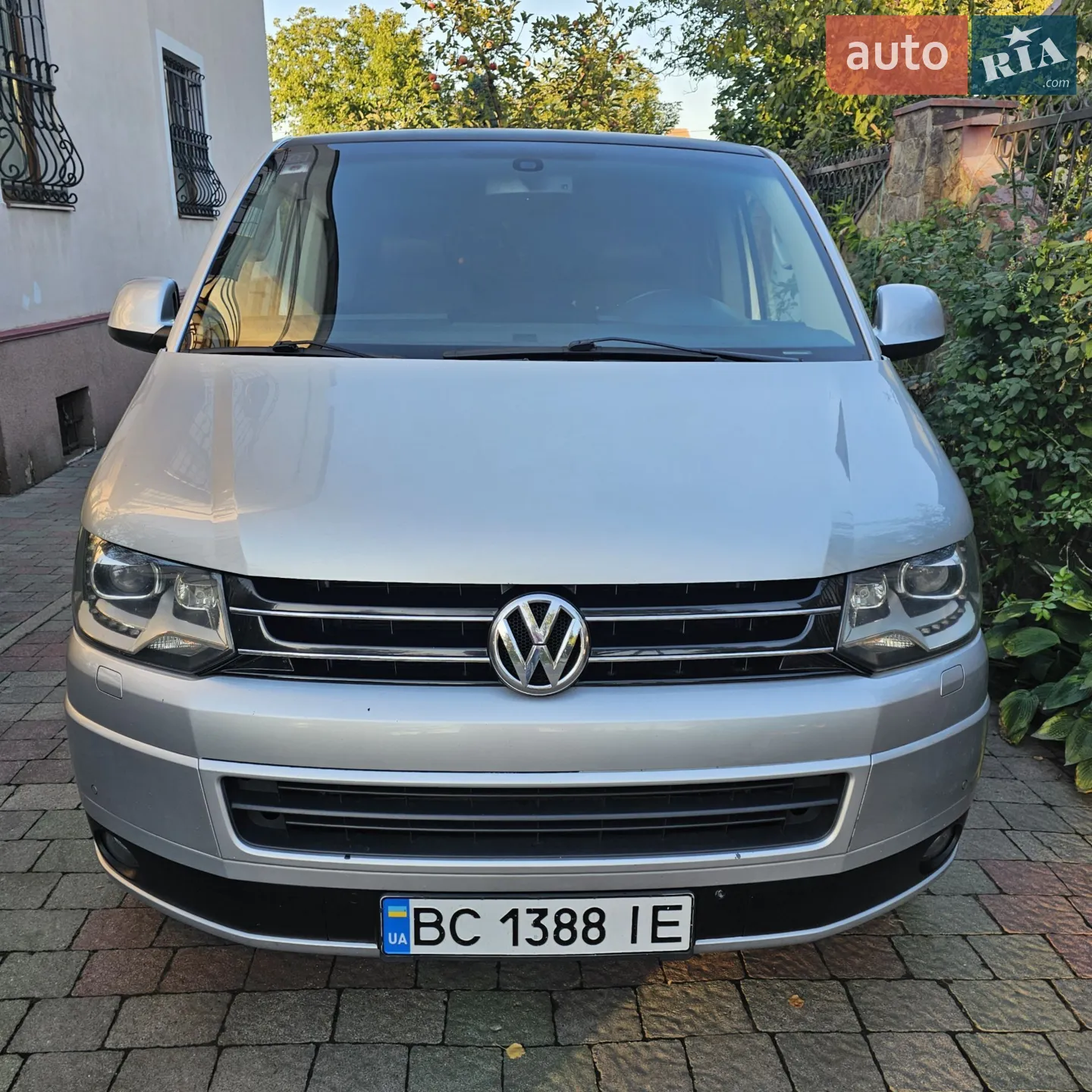 Volkswagen Multivan, 2011