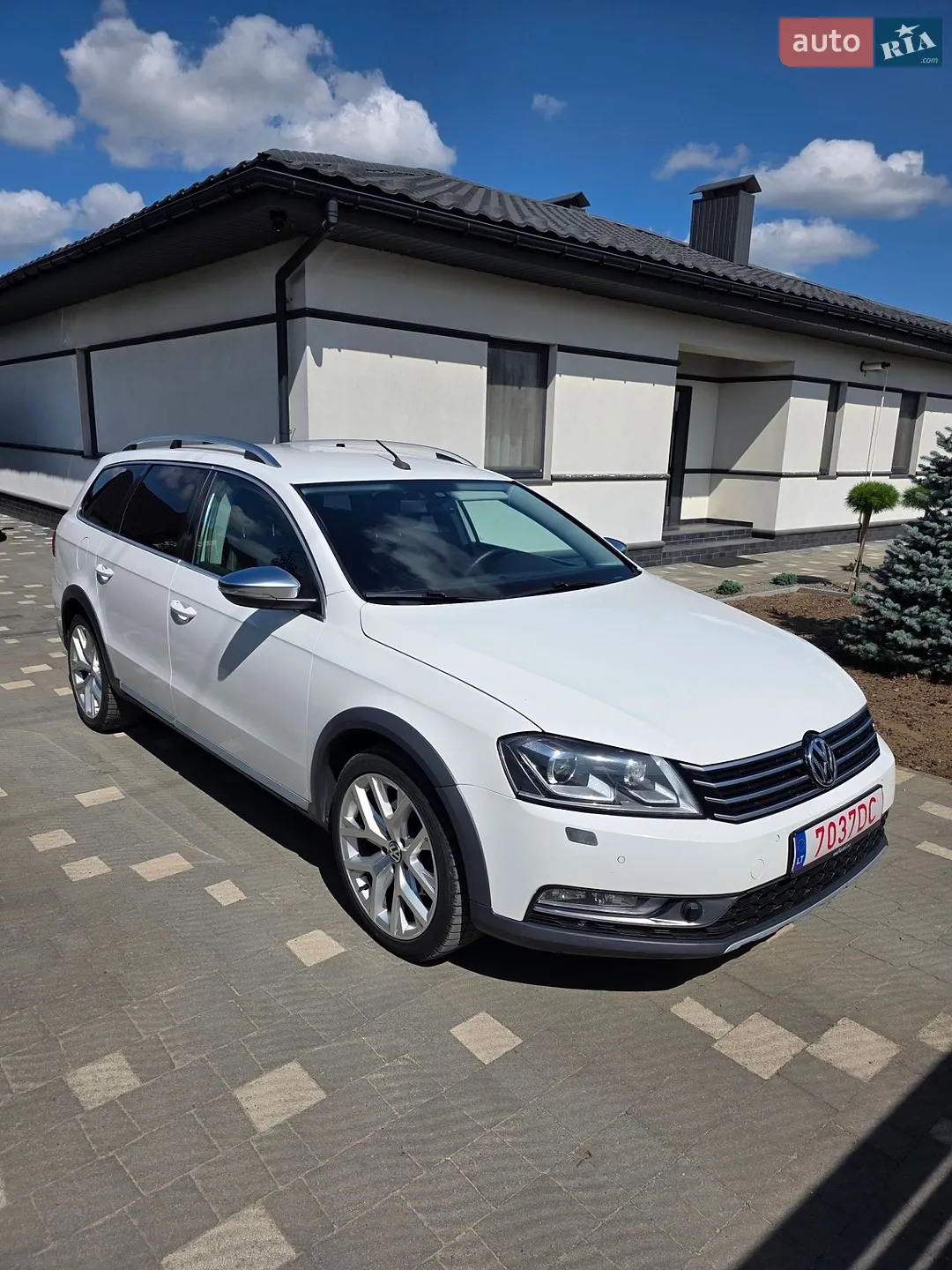 Volkswagen Passat Alltrack 2013 — 1