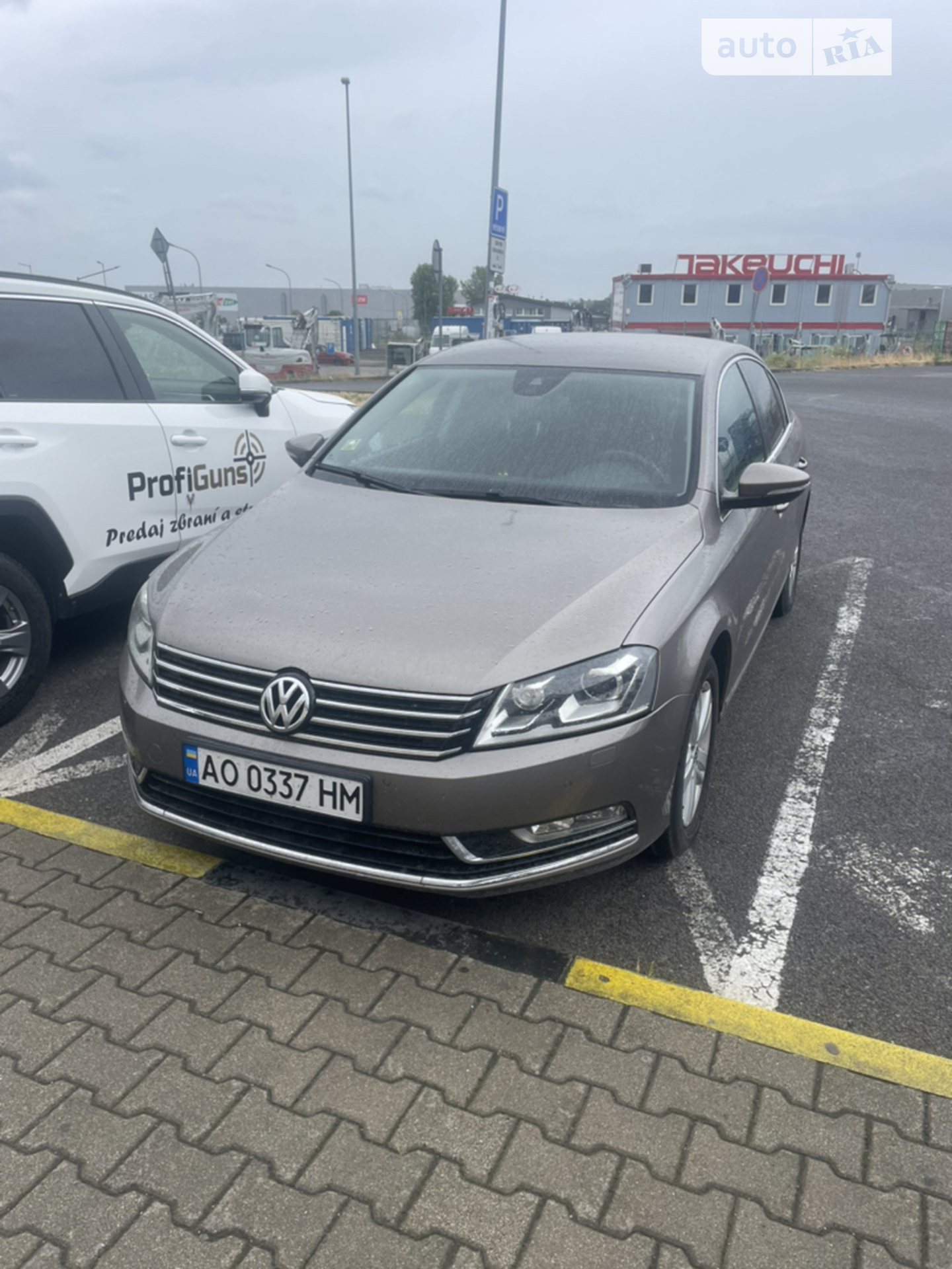 Volkswagen Passat, 2011