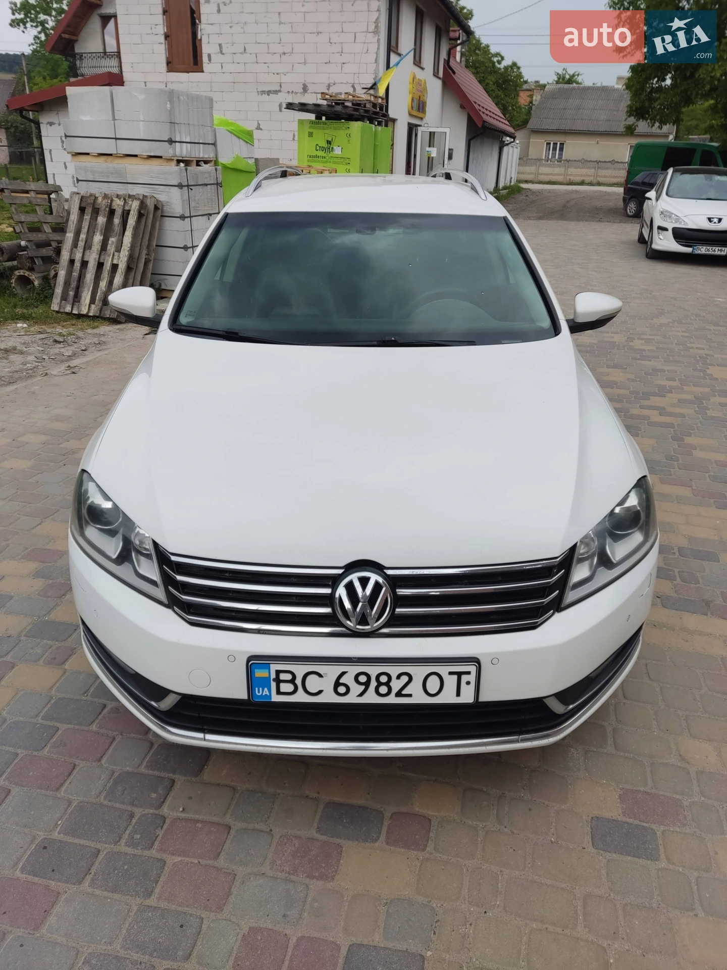 Volkswagen Passat, 2011