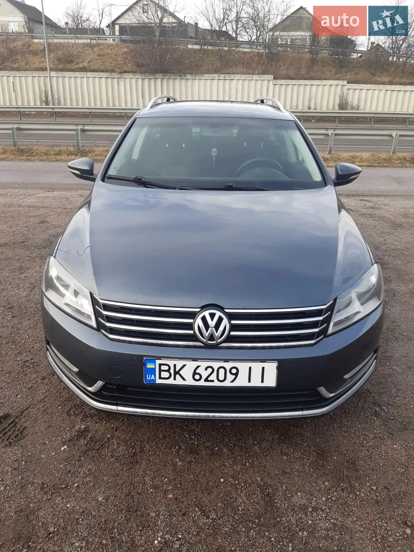 Volkswagen Passat, 2011