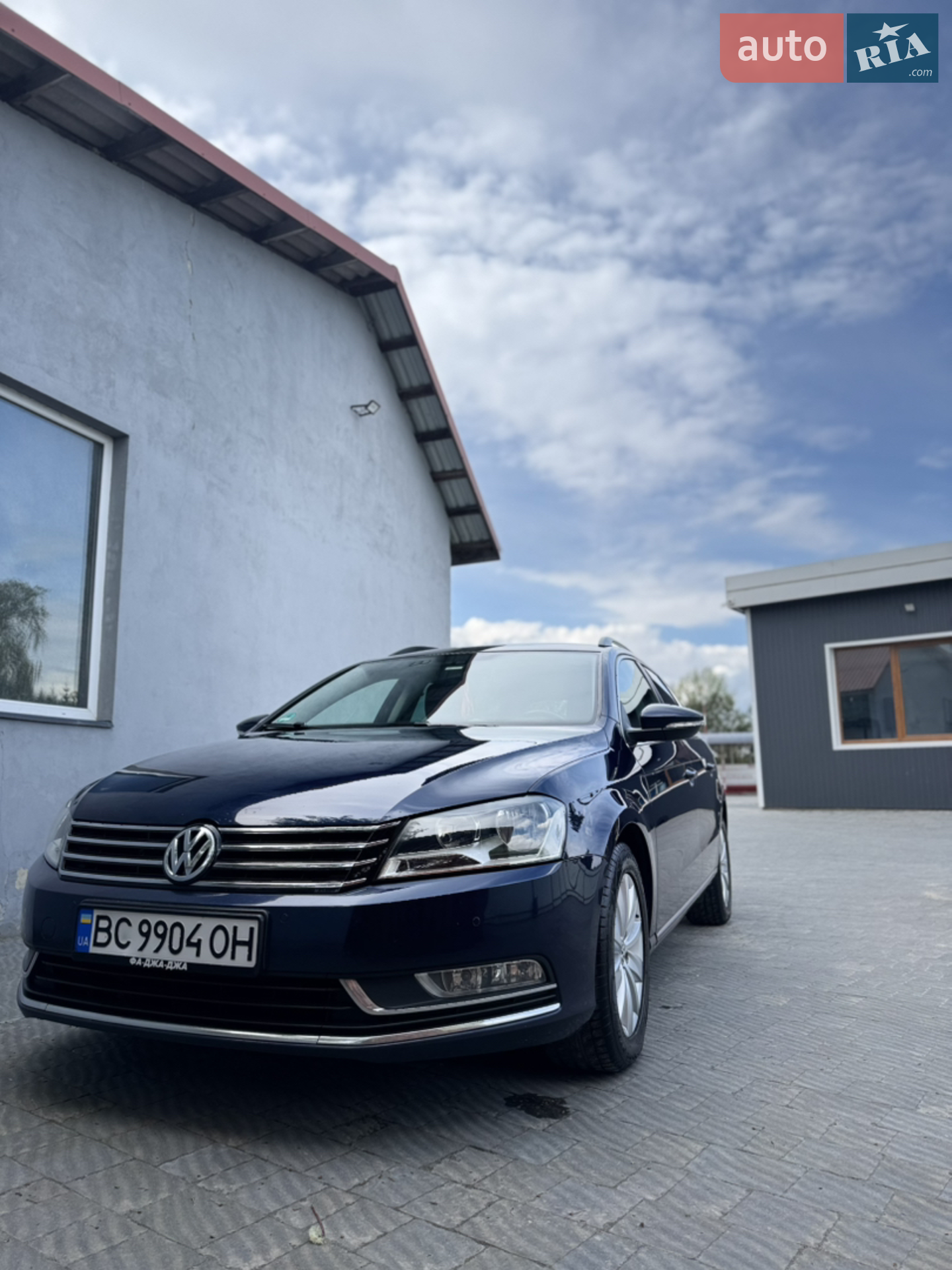 Volkswagen Passat, 2011