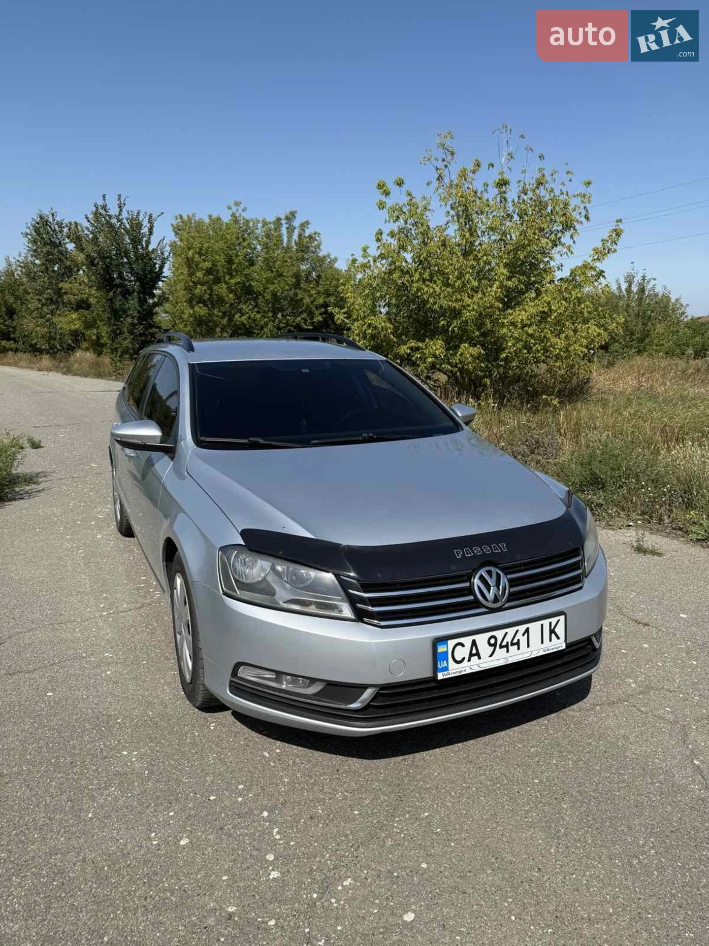 Volkswagen Passat 2011 — 1
