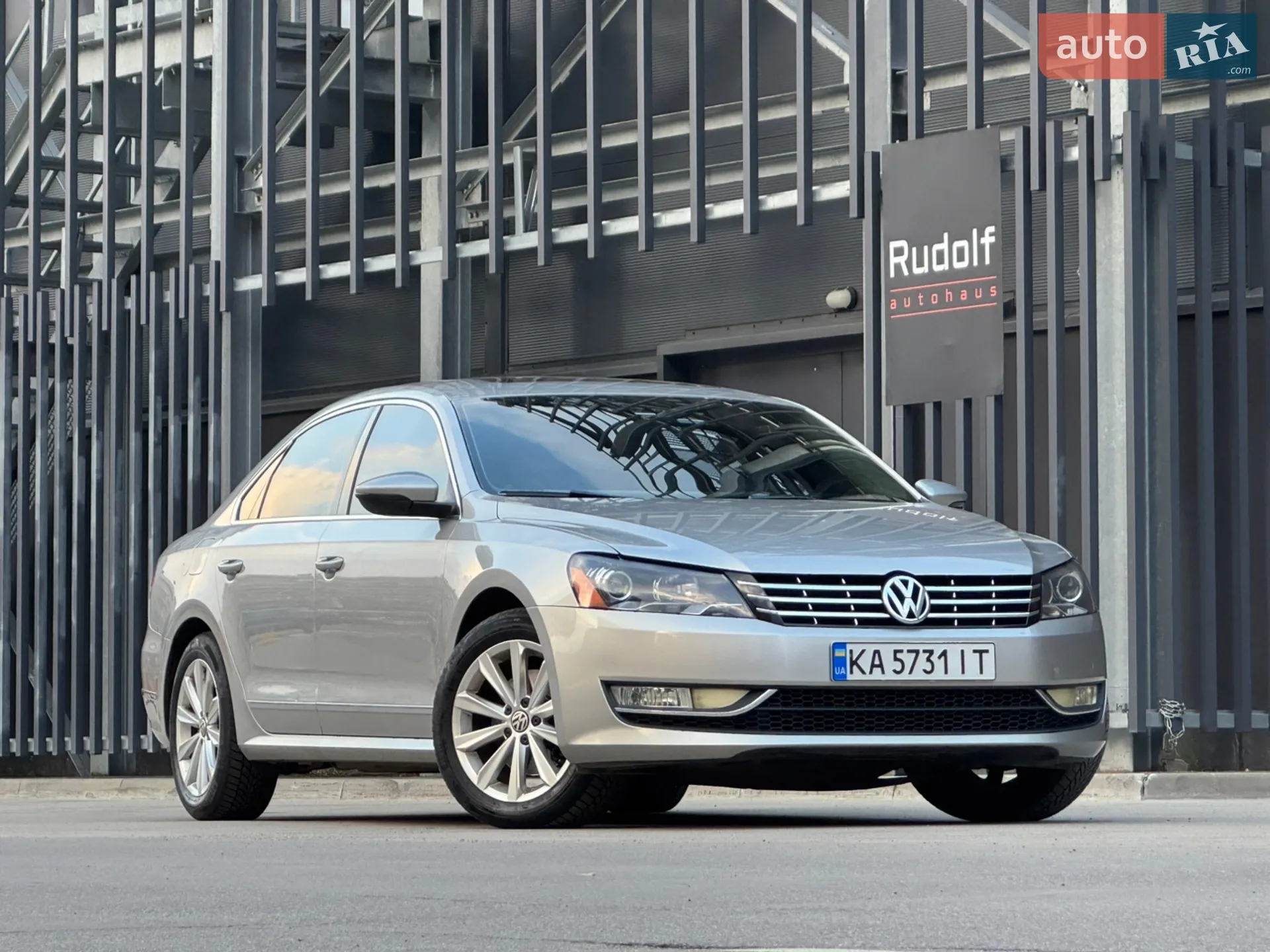 Volkswagen Passat, 2011