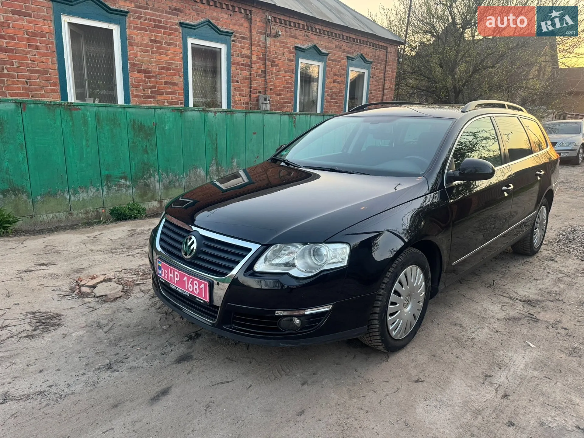 Volkswagen Passat 2010 — 1
