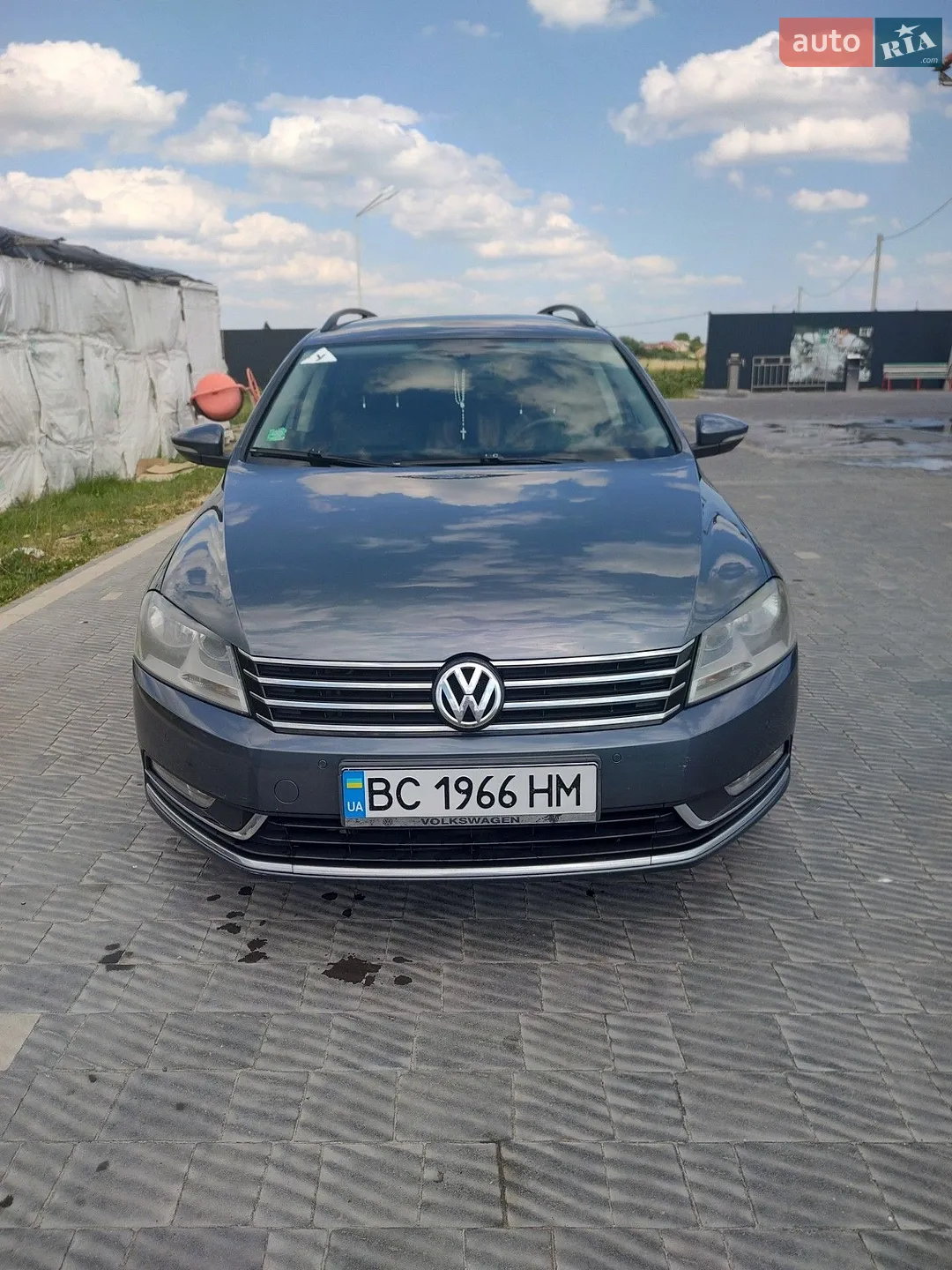 Volkswagen Passat, 2011