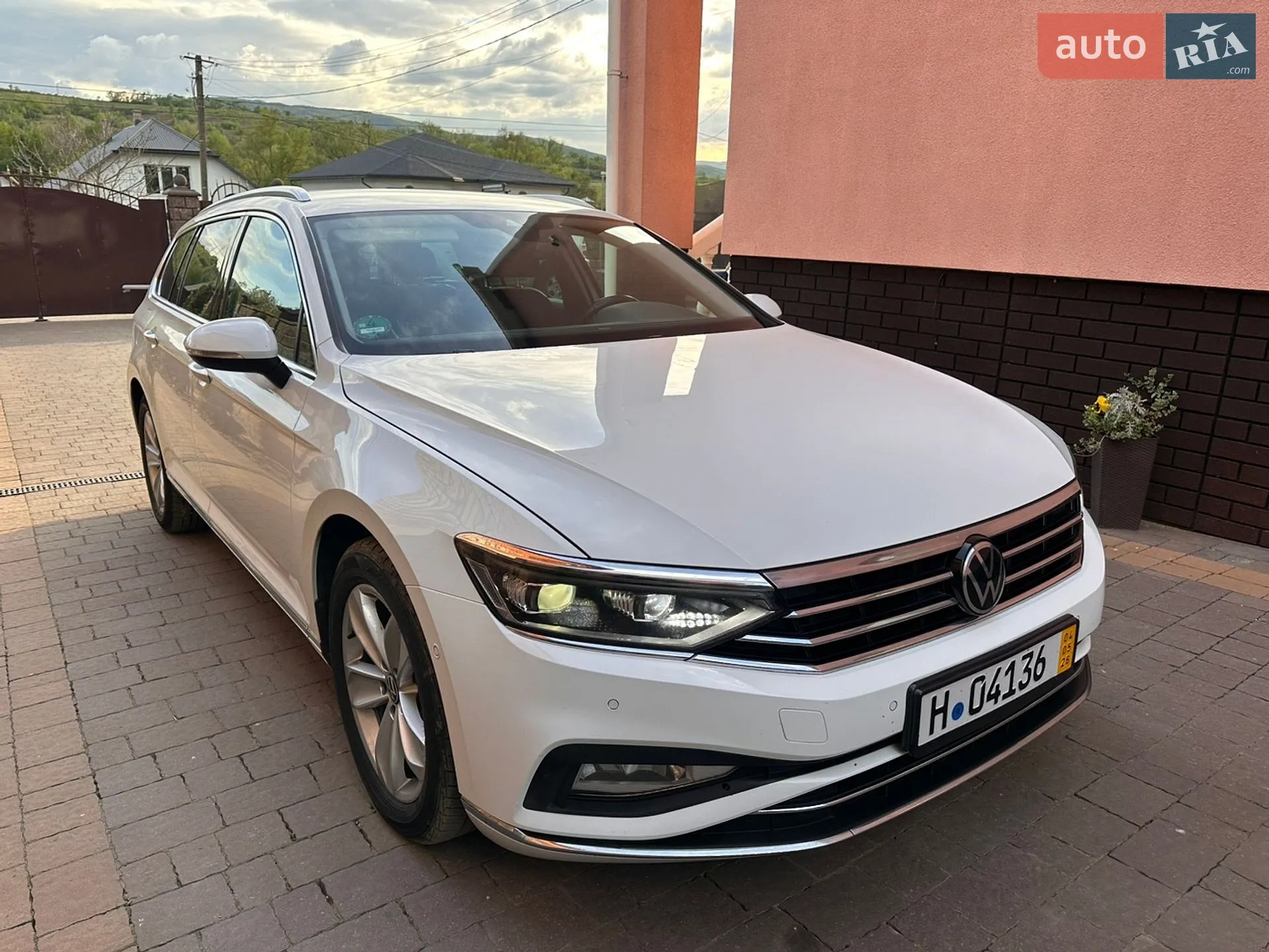 Volkswagen Passat, 2022
