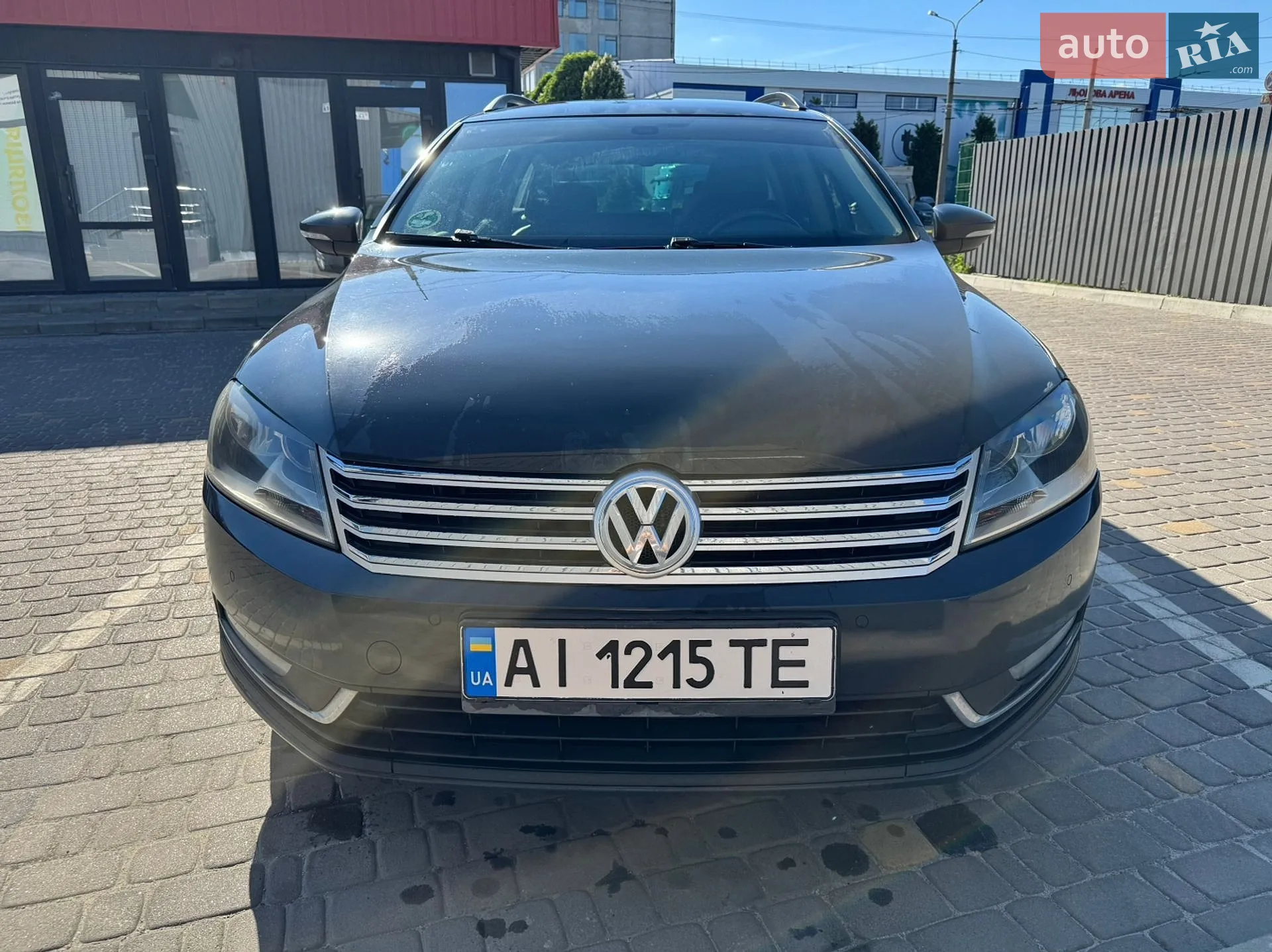 Volkswagen Passat, 2011