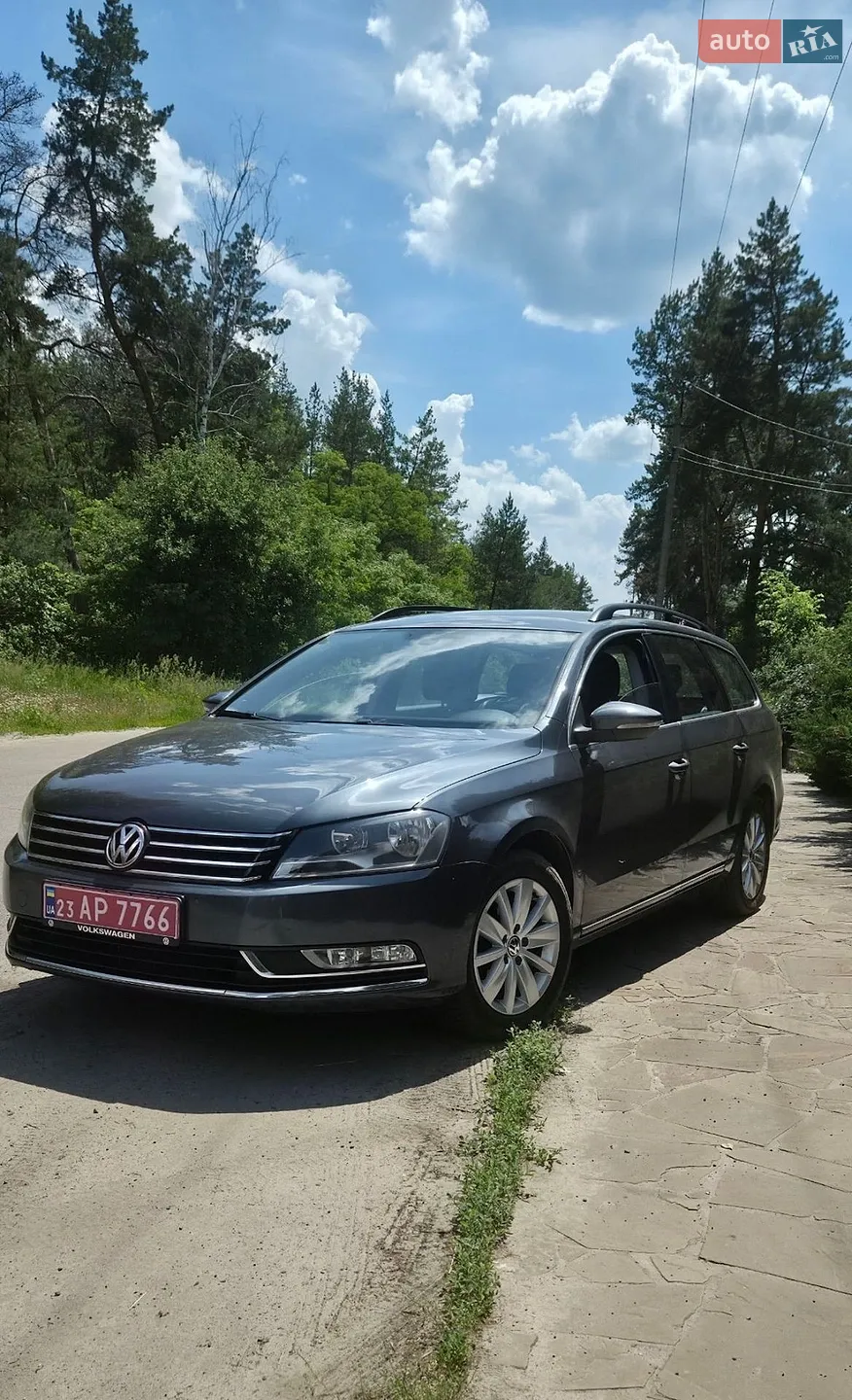 Volkswagen Passat, 2011