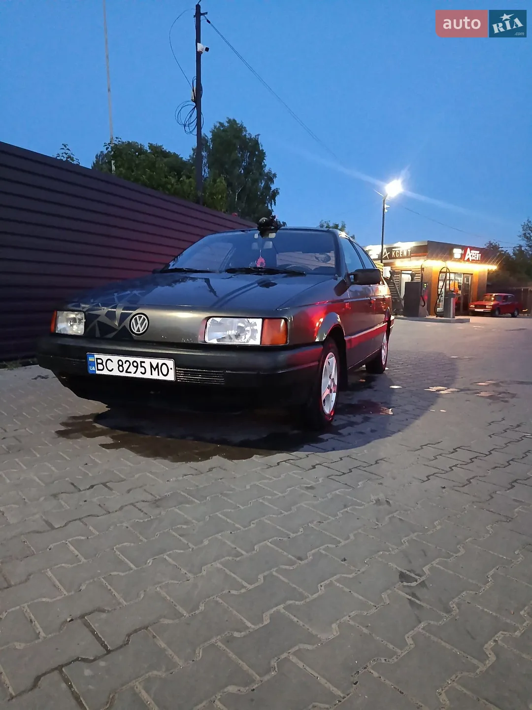 Volkswagen Passat 1992 — 1