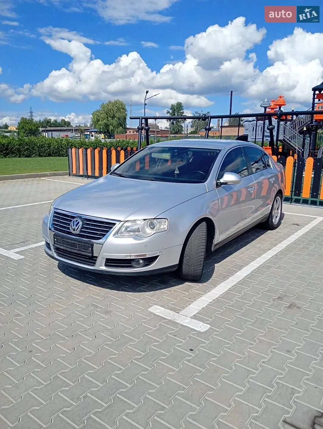 Volkswagen Passat, 2010