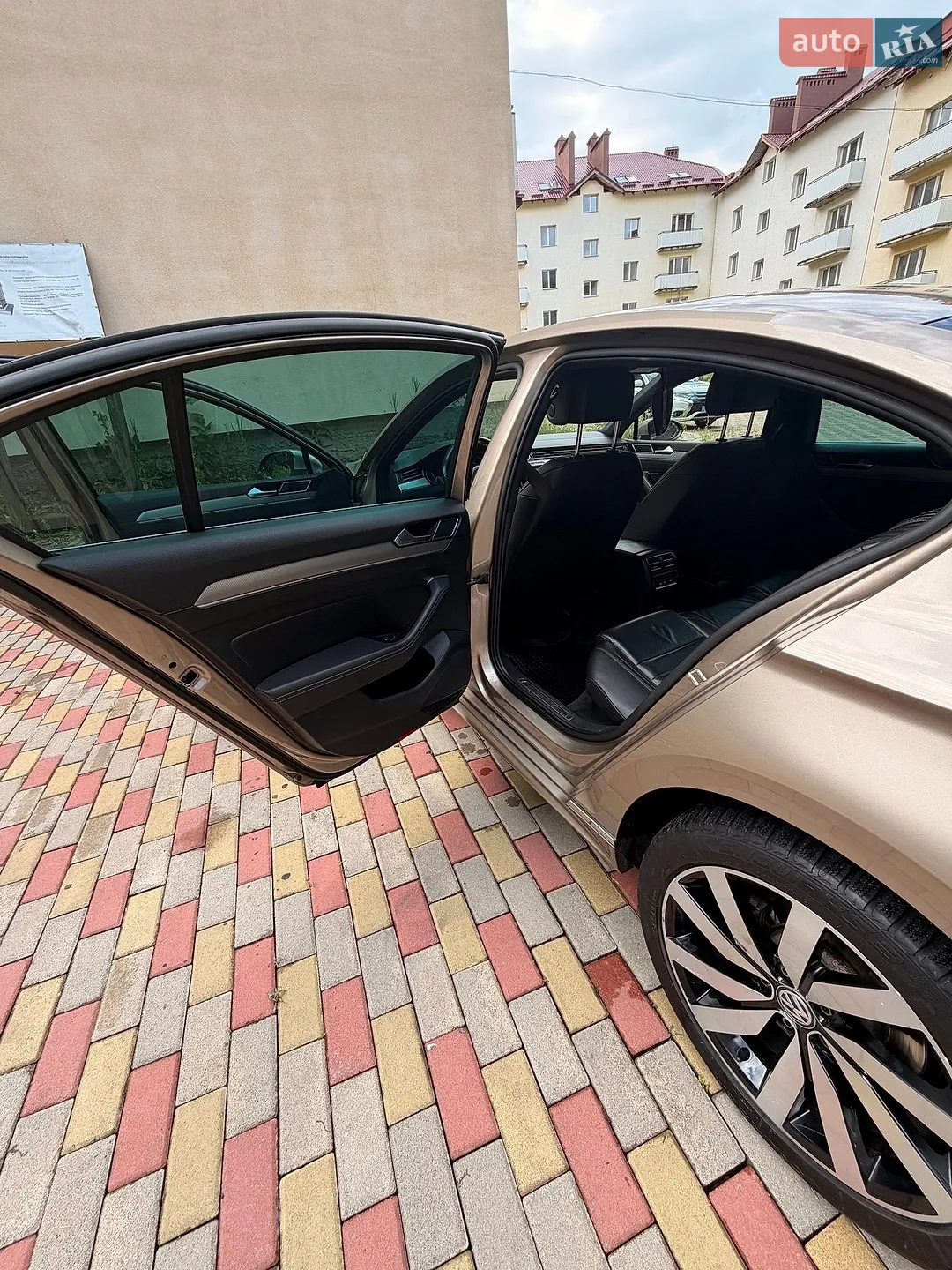 Volkswagen Passat, 2016