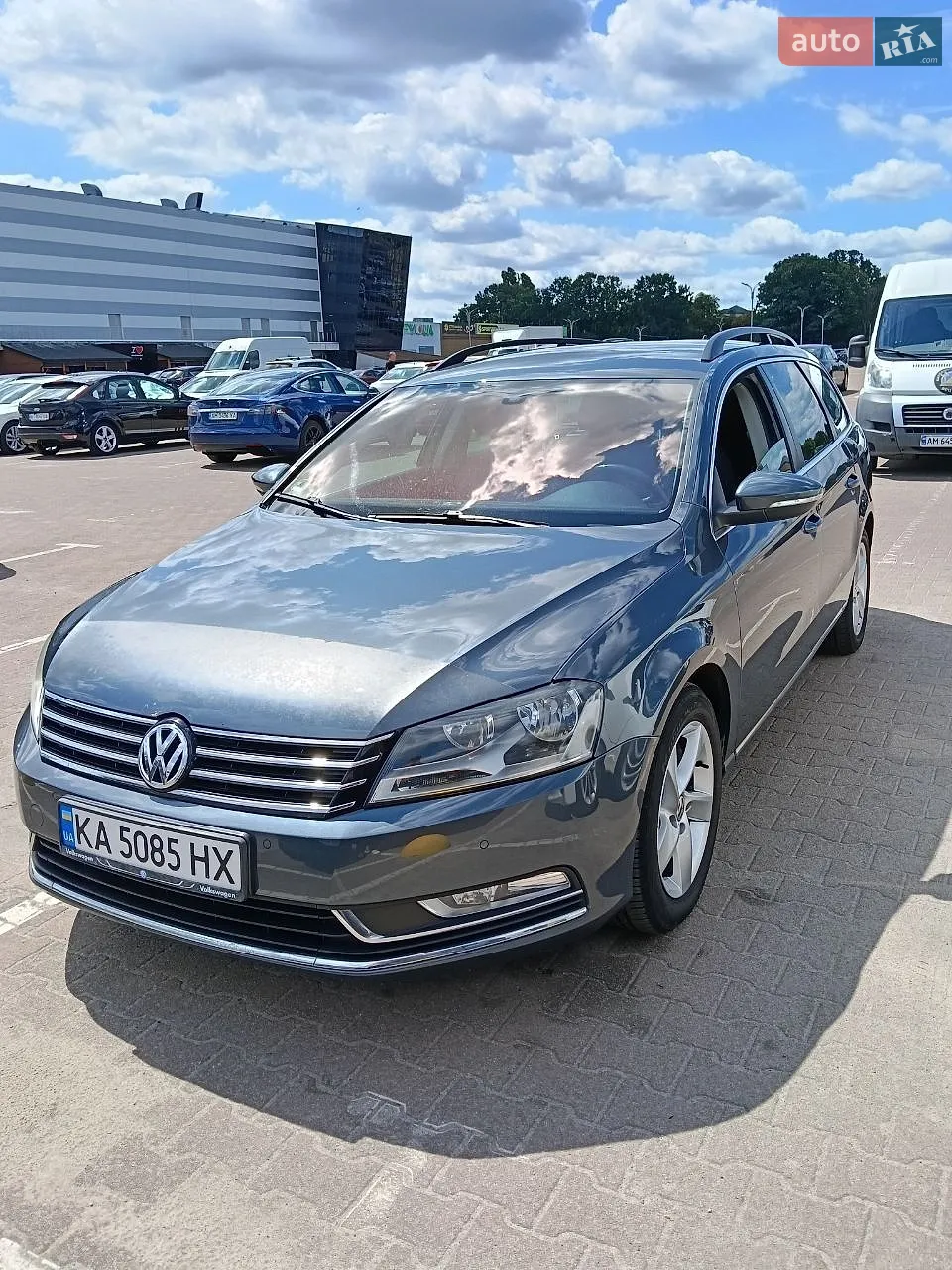 Volkswagen Passat, 2011