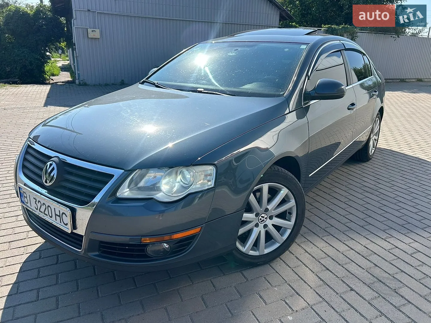 Volkswagen Passat, 2010