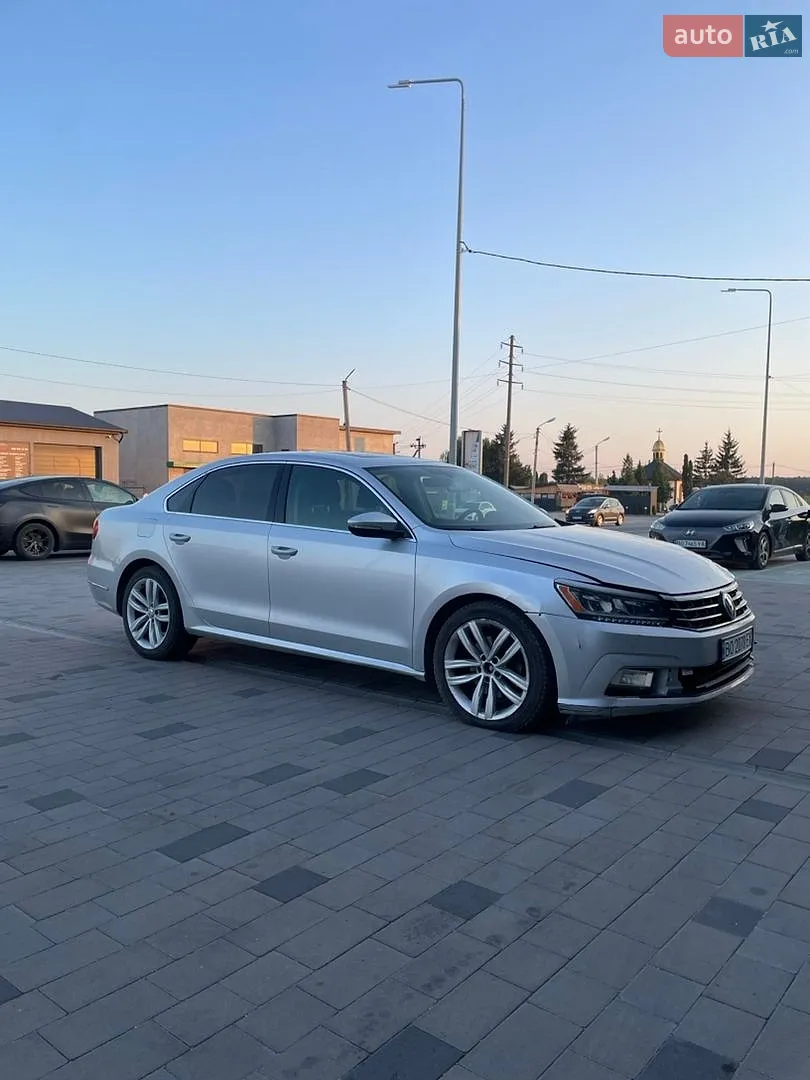 Volkswagen Passat 2018 — 1