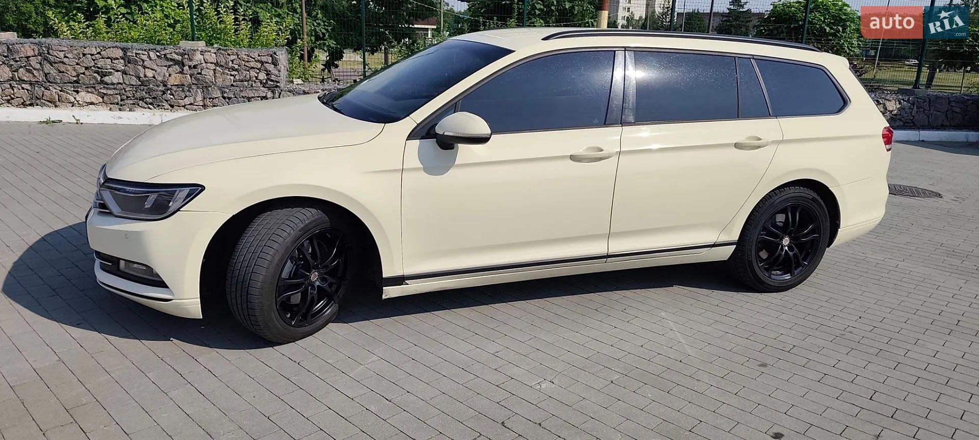 Volkswagen Passat, 2016