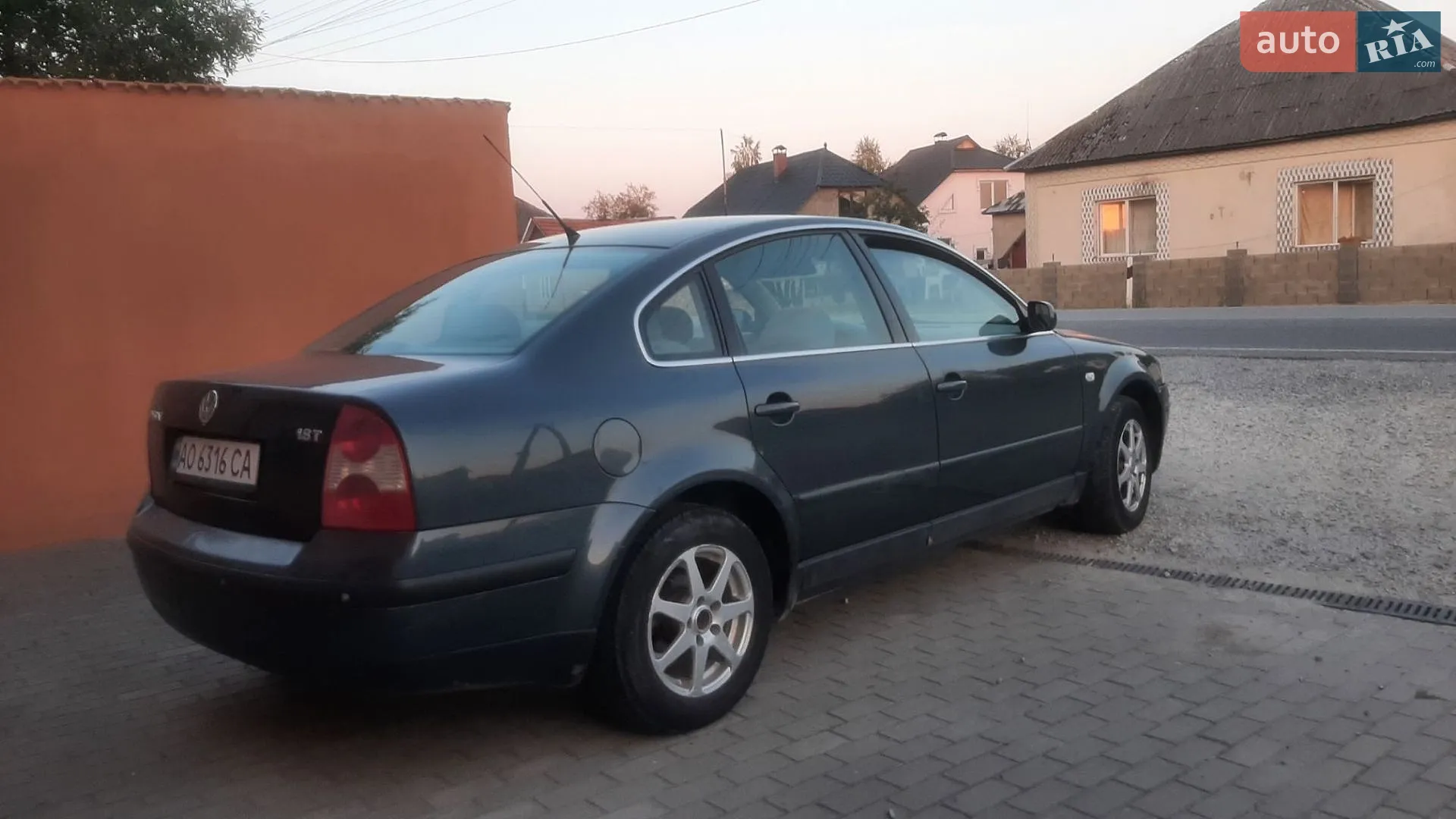 Volkswagen Passat, 2002