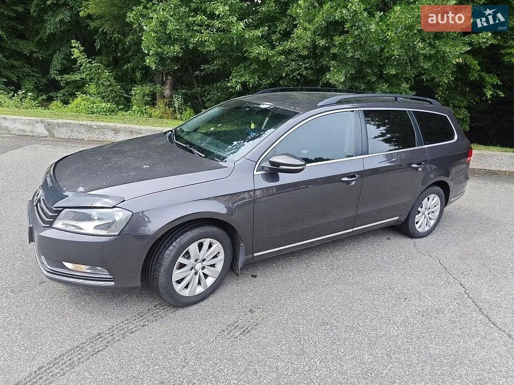 Volkswagen Passat, 2011