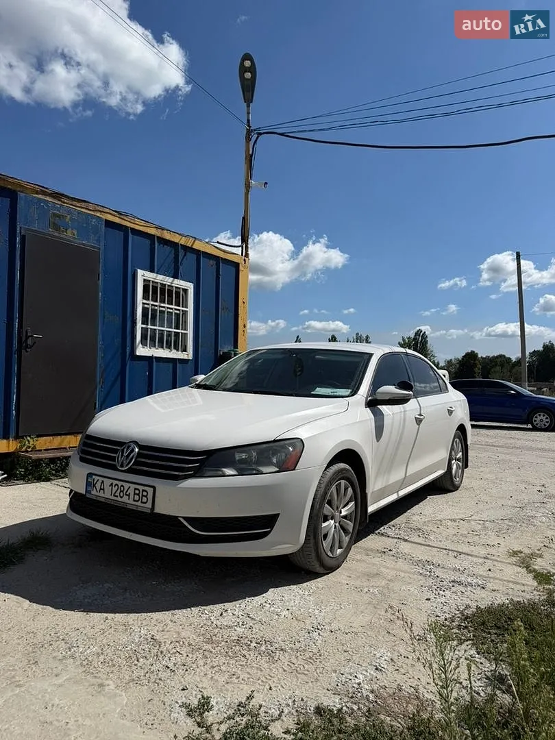 Volkswagen Passat, 2011