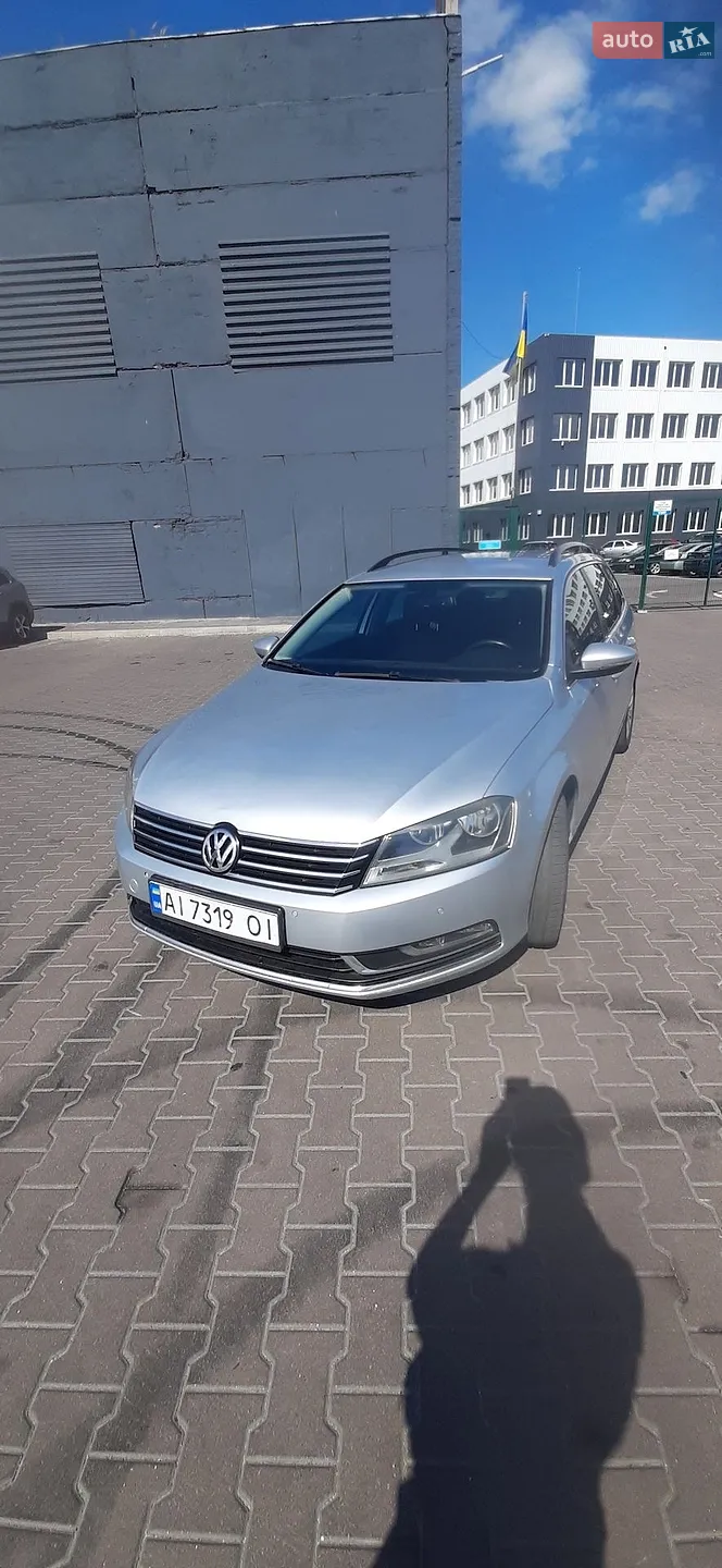 Volkswagen Passat, 2011
