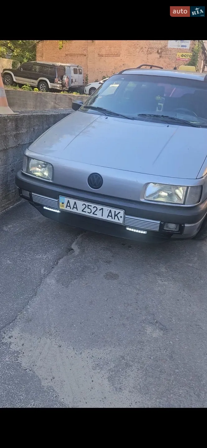 Volkswagen Passat, 1992