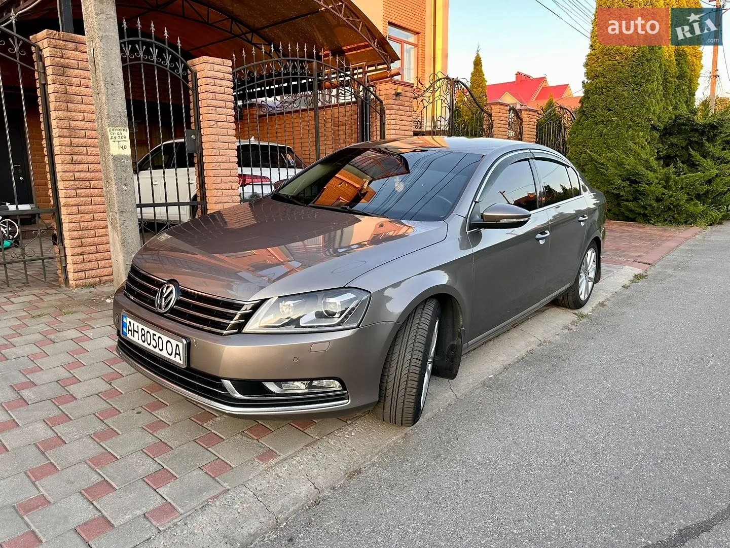 Volkswagen Passat, 2011