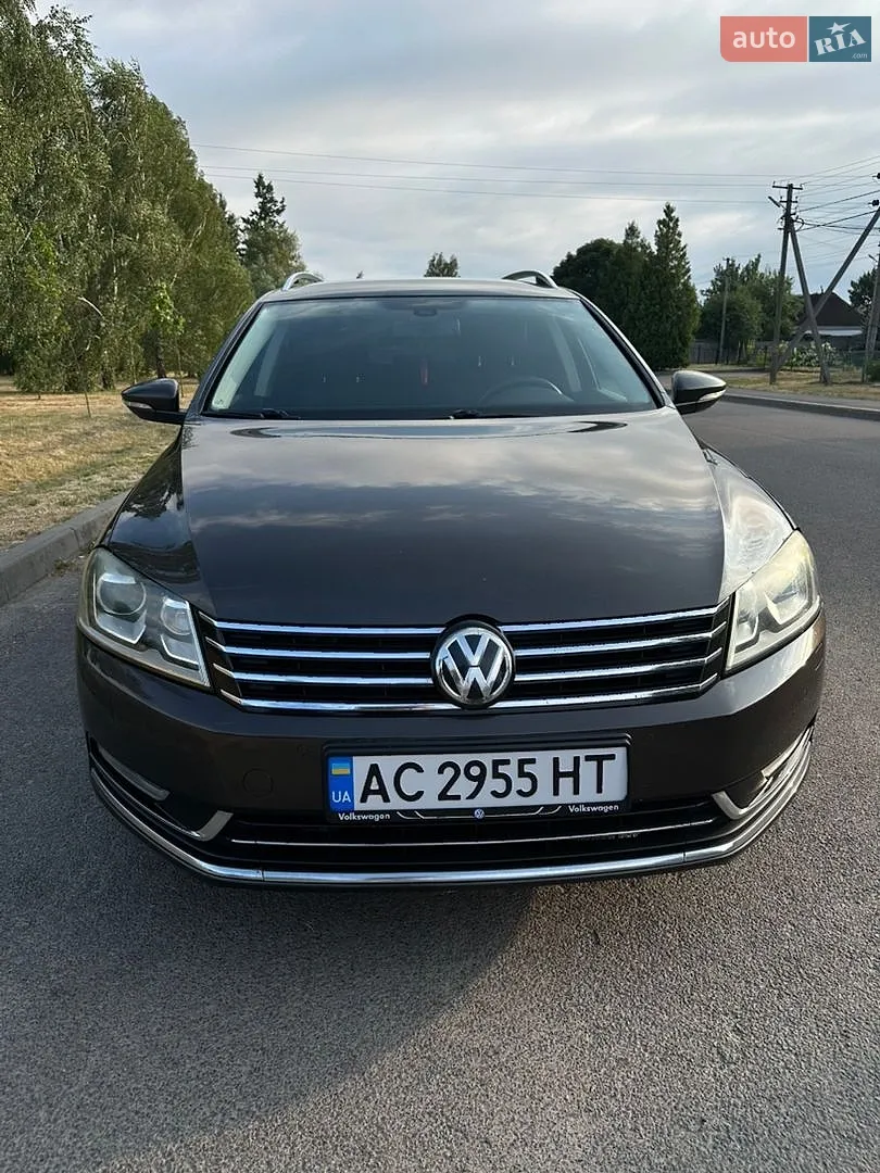 Volkswagen Passat, 2011