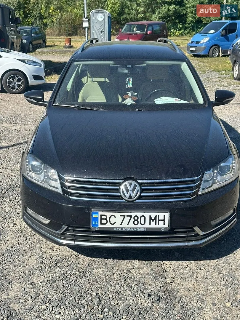 Volkswagen Passat, 2011